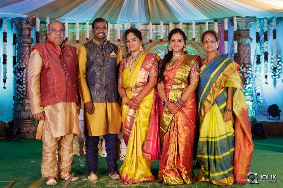 Celebs-at-Writer-Thota-Prasad-Daughter-Wedding-Reception